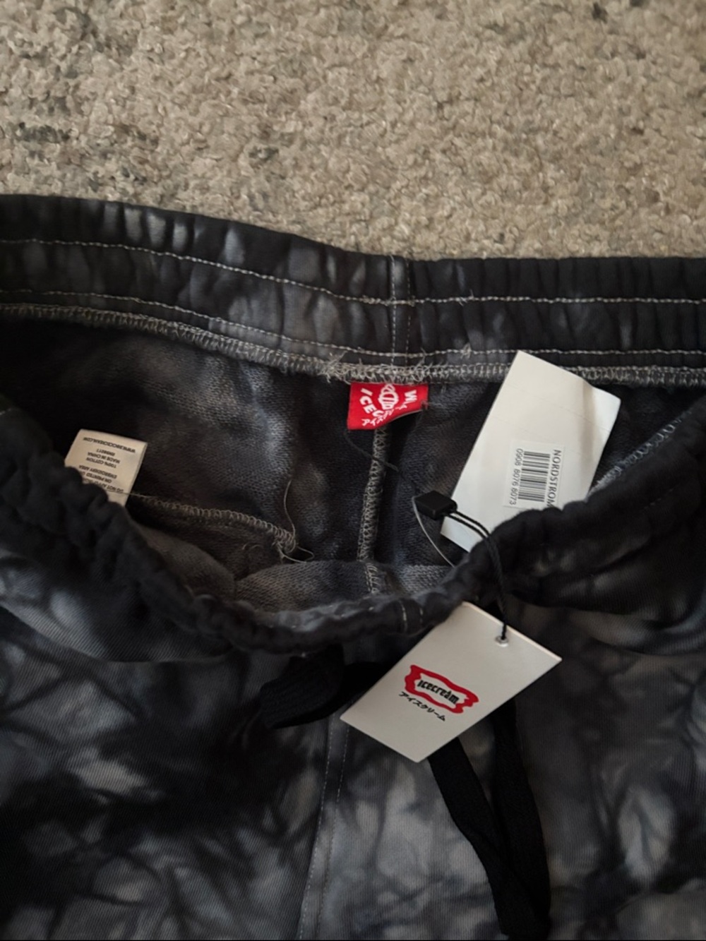 Men's Athletic Tie-Dye Grey Black Performance Shorts - Picture 2 of 6